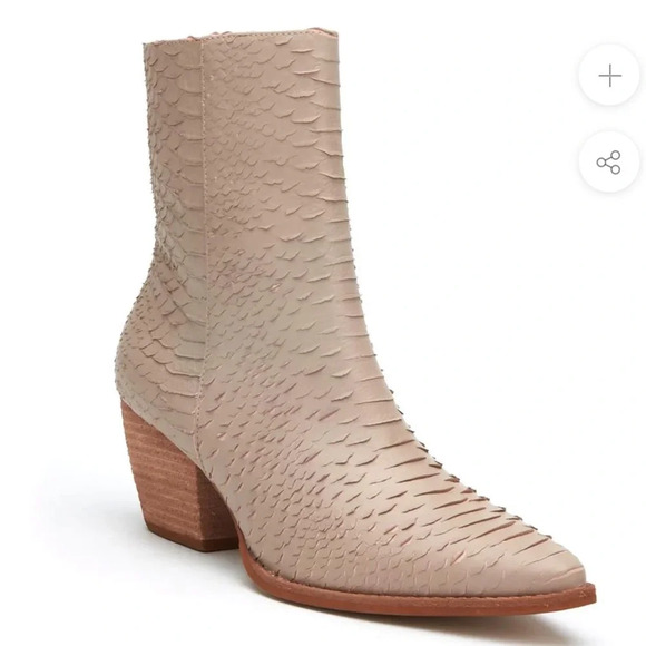 Matisse Caty Ankle Boot - Ivory Snake - Picture 1 of 13